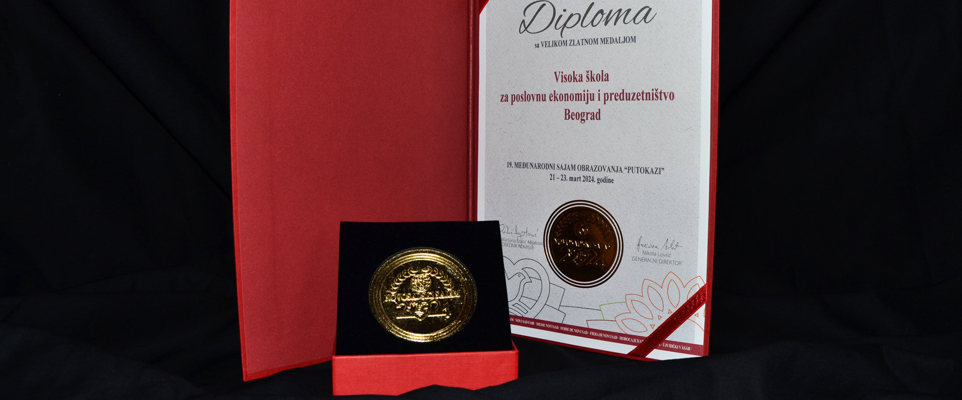 Visoka škola za poslovnu ekonomiju i preduzetništvo osvojila je veliku zlatnu medalju na Novosadskom sajmu, uz maksimalan broj bodova za kvalitet