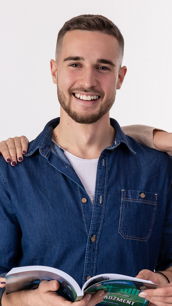 The high standards of work at the Faculty of Business Economics and Entrepreneurship (PEP) and the expertise of the teaching staff were once again confirmed in January 2022 with the accreditation of the Institution, our departments and units outside the headquarters.